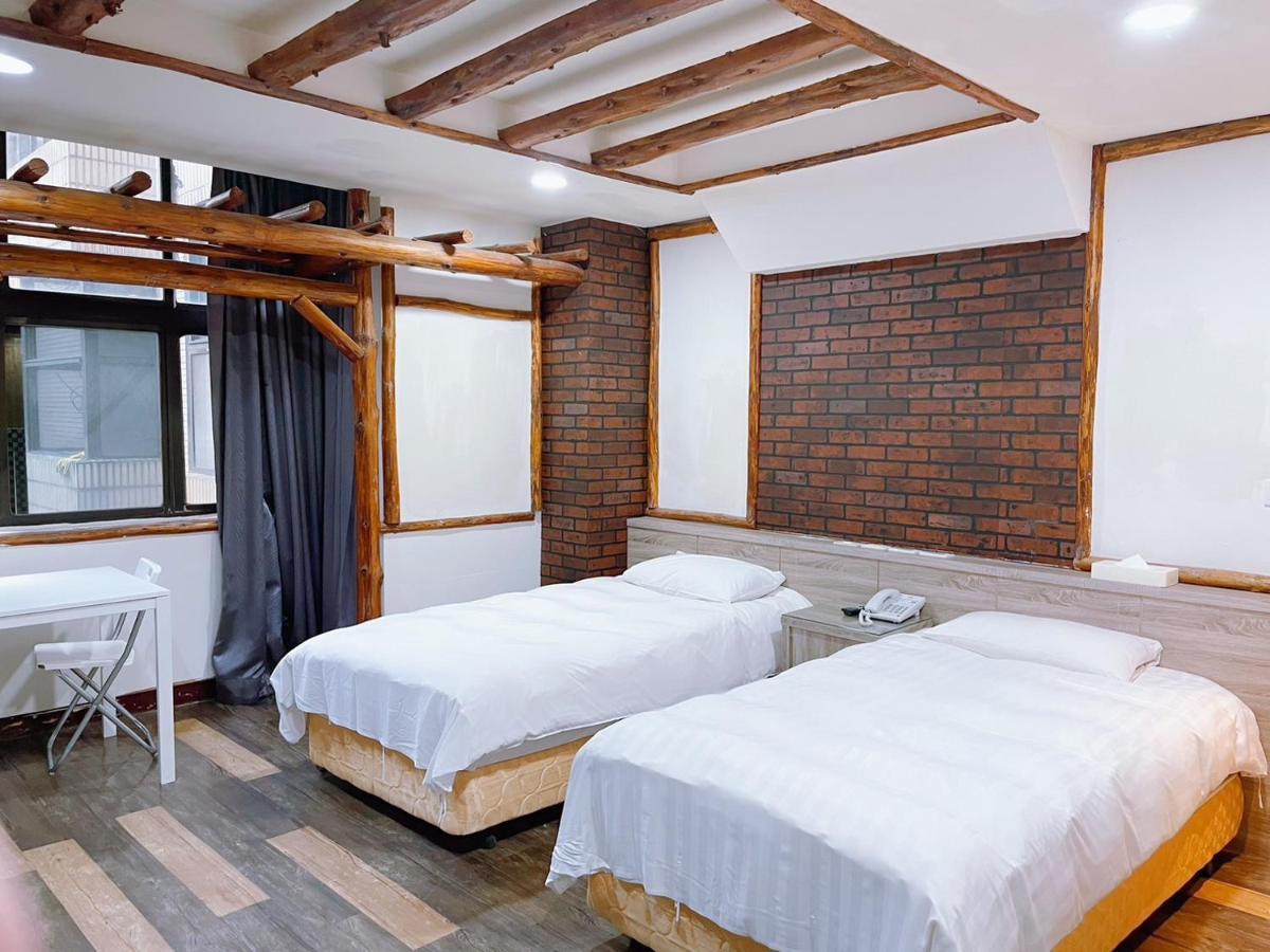 A22 Wei Lu Hotel Zhongli Exterior photo